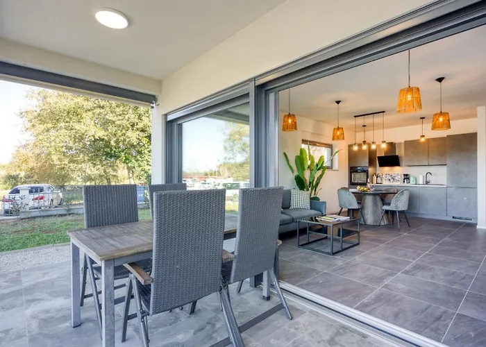 Appartamento Adria 2 By Guide *