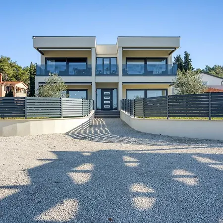 アパート Adria 2 By Guide *